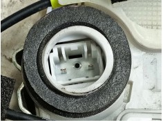 Recambio de cerradura puerta trasera derecha para toyota prius (_w3_) 1.8 hybrid (zvw3_) referencia OEM IAM    2