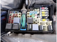 Recambio de caja reles / fusibles para ford focus lim. (cb4) trend referencia OEM IAM    2