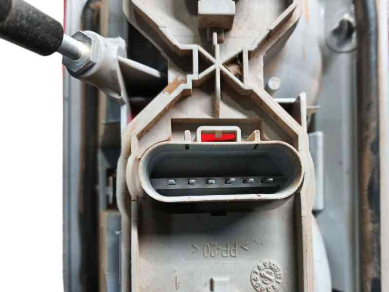 Recambio de piloto trasero derecho para ford transit connect (tc7) furgón (2006) referencia OEM IAM   