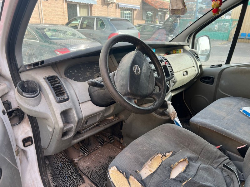 nissan primastar (x83) del año 2004