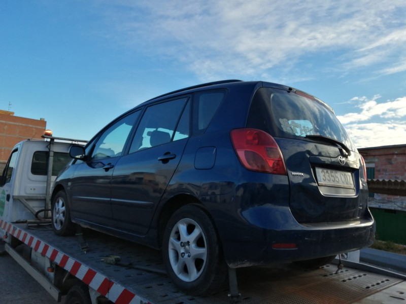 toyota corolla (e12) del año 2003