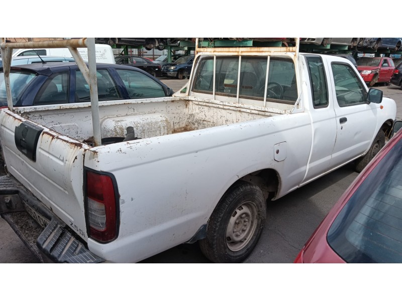 nissan pick up (d22) del año 2003