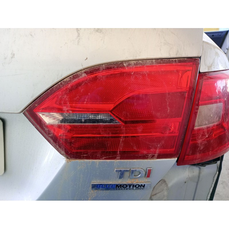 Recambio de piloto trasero derecho interior para volkswagen jetta iv (162, 163, av3, av2) 1.6 tdi referencia OEM IAM   