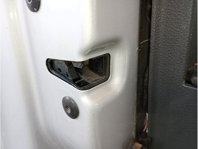 Recambio de cerradura puerta delantera izquierda para volkswagen jetta iv (162, 163, av3, av2) 1.6 tdi referencia OEM IAM   