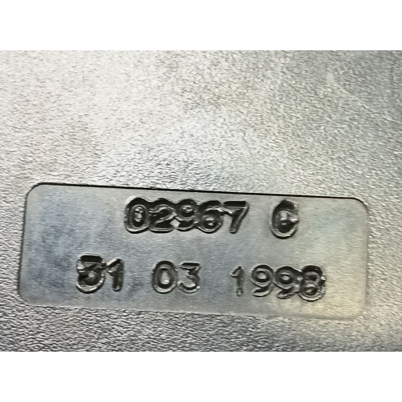 Recambio de enganche cinturon delantero derecho para bmw serie 3 berlina (e36) 318tds referencia OEM IAM 8221012R 02967C 