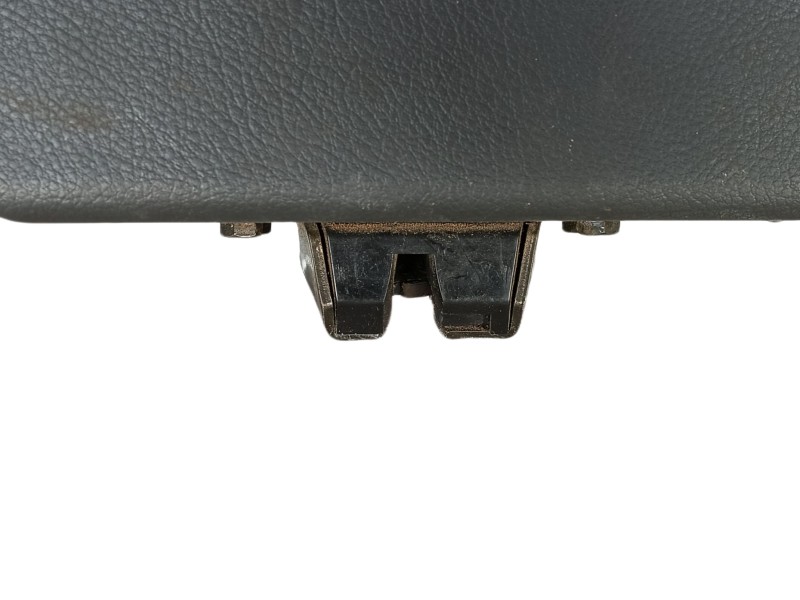 Recambio de porton trasero para ssangyong kyron 200 xdi limited referencia OEM IAM COMPLETO  