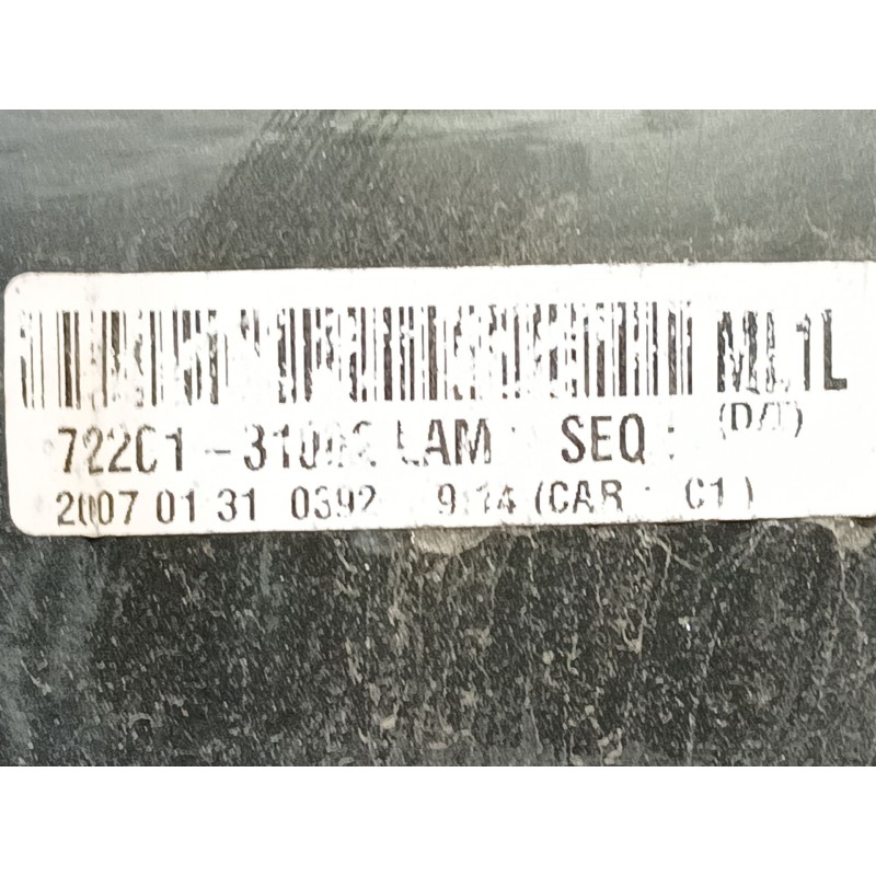 Recambio de guarnecido puerta delantera izquierda para ssangyong actyon 200 xdi referencia OEM IAM 7221809000  