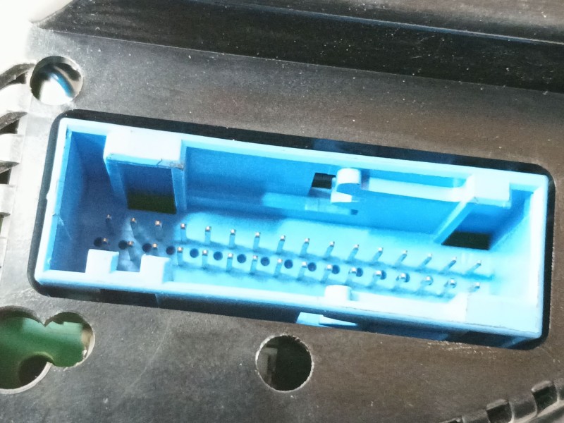 Recambio de cuadro instrumentos para audi a4 avant (8e) 2.0 tdi referencia OEM IAM 8E0920900R 0263626065 6513000305