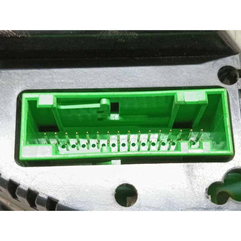 Recambio de cuadro instrumentos para audi a4 avant (8e) 2.0 tdi referencia OEM IAM 8E0920900R 0263626065 6513000305