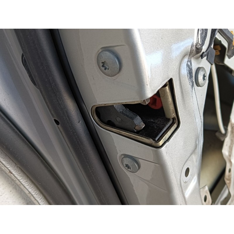 Recambio de puerta trasera izquierda para bmw serie 5 berlina (e39) 525tds referencia OEM IAM   