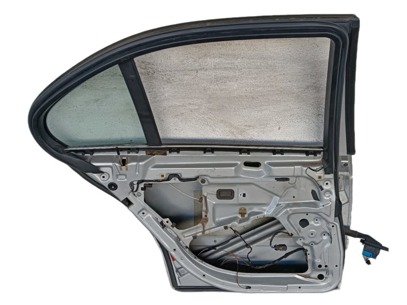 Recambio de puerta trasera izquierda para bmw serie 5 berlina (e39) 525tds referencia OEM IAM   