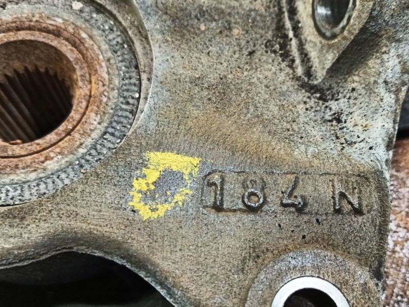 Recambio de mangueta delantera derecha para renault scenic iii expression referencia OEM IAM  184N 