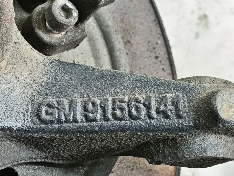 Recambio de mangueta delantera derecha para opel corsa c club referencia OEM IAM   