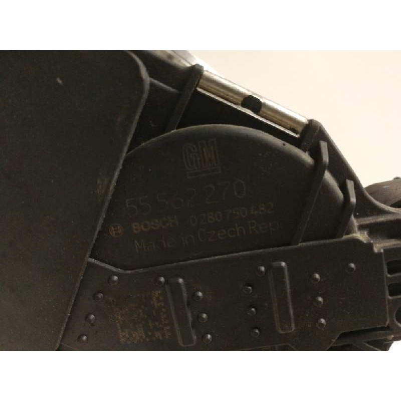 Recambio de caja mariposa para opel adam glam ecoflex referencia OEM IAM 55562270  