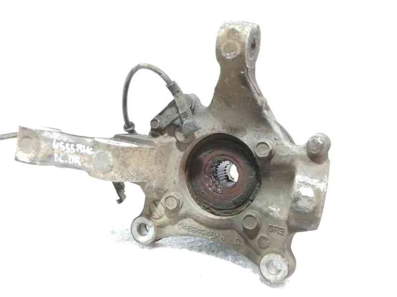 Recambio de mangueta delantera derecha para chrysler voyager (rg) 2.5 crd lx referencia OEM IAM 04694948AA  