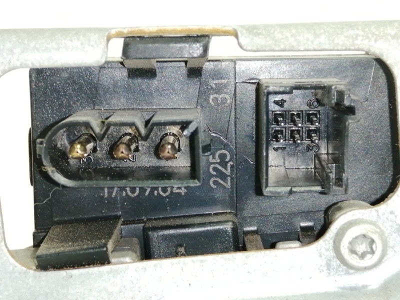 Recambio de motor limpia trasero para bmw x3 (e83) 2.0d referencia OEM IAM 0390201594  