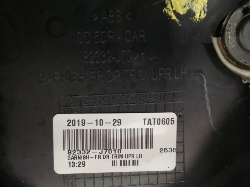 Recambio de guarnecido puerta delantera izquierda para kia xceed business referencia OEM IAM 82301J7222DQB 82332J70 82370J7000WK
