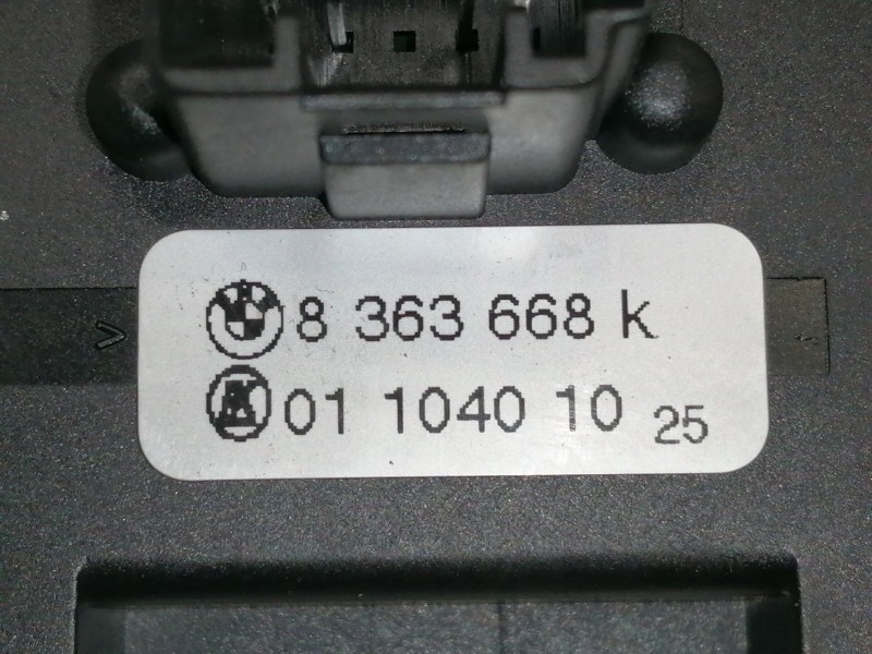 Recambio de mando intermitentes para bmw serie 5 berlina (e39) 525d referencia OEM IAM 8363668K 01104010 
