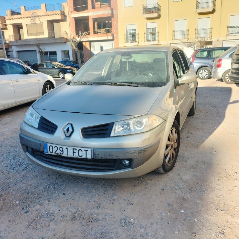 renault megane ii classic berlina del año 2006