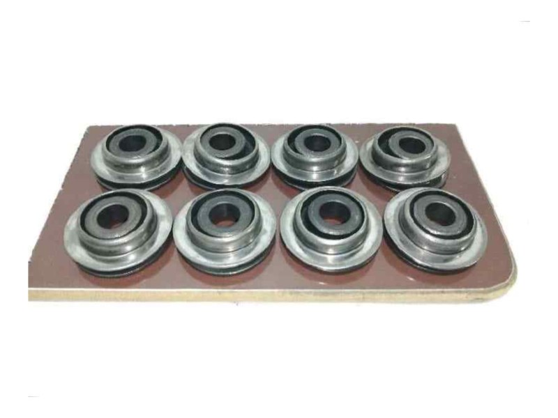 Recambio de no identificado para mitsubishi space wagon (n30/n40) 2000 glx diesel referencia OEM IAM DESPIECECULATA (KIT ANCLAJE