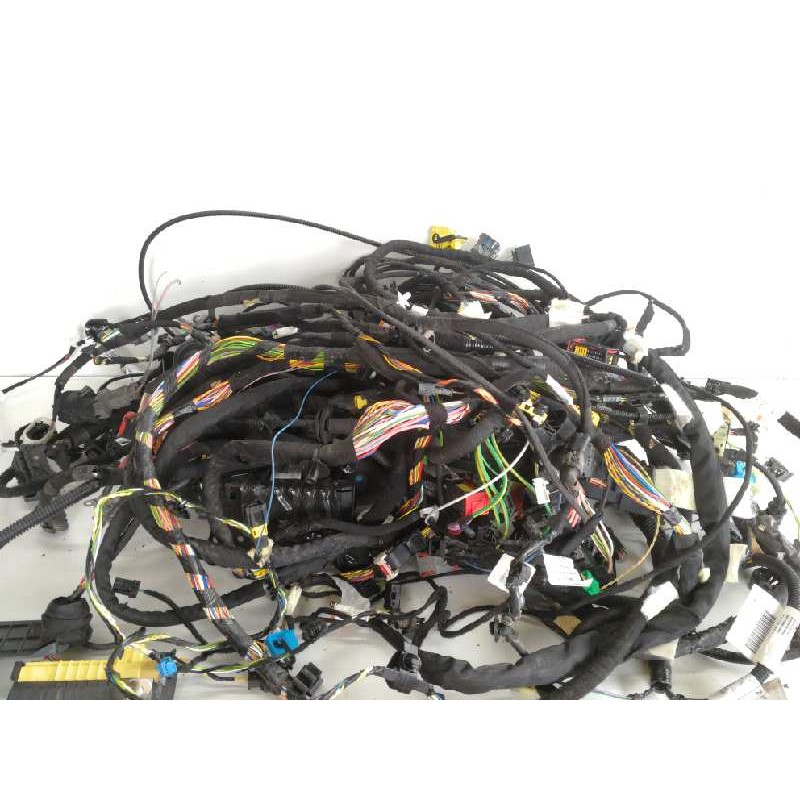 Recambio de no identificado para peugeot 3008 gt line referencia OEM IAM 8C39AL65  