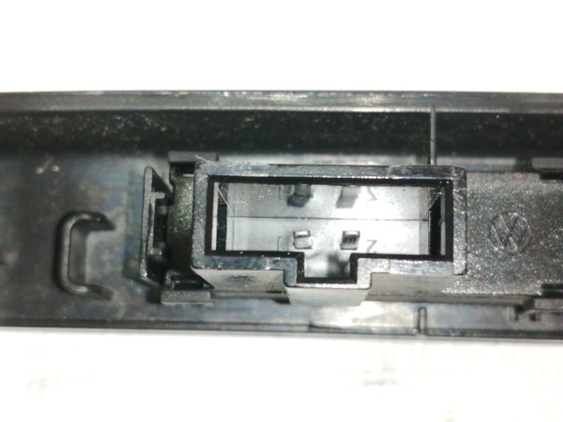 Recambio de no identificado para volkswagen passat berlina (3c2) edition referencia OEM IAM 3C0858069AE  