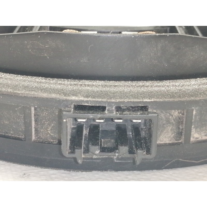 Recambio de no identificado para ford tourneo courier (c4a) titanium referencia OEM IAM AA6T18808AA ALTAVOZ DELANTERO DERECHO 