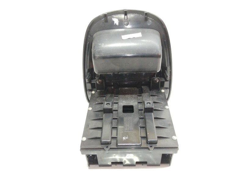 Recambio de no identificado para kia sportage ex referencia OEM IAM DHI25KF1  