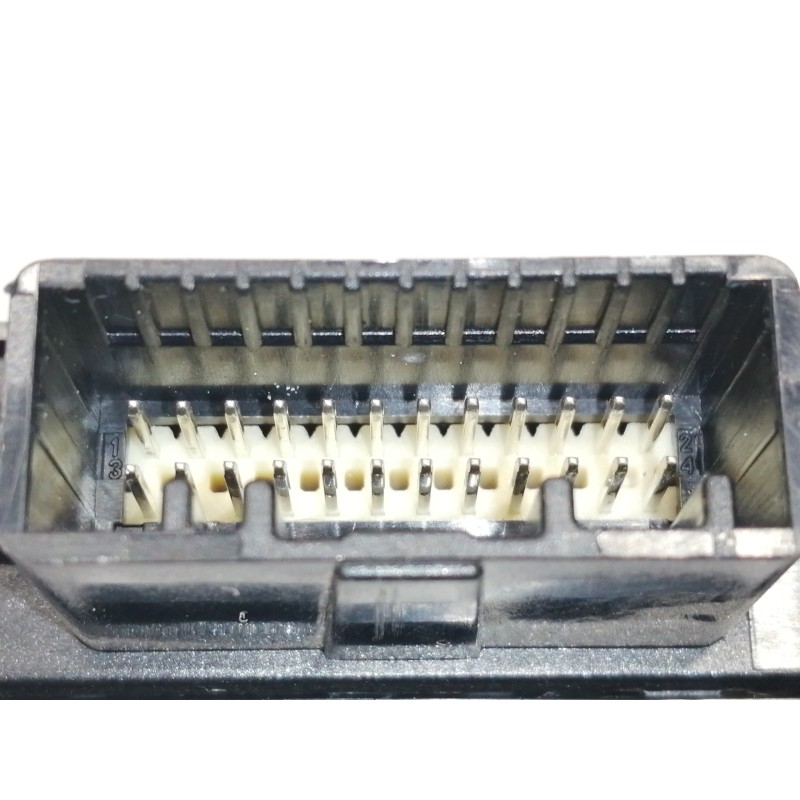 Recambio de no identificado para renault megane iv berlina 5p experience referencia OEM IAM E3241001  160927 161012 00117888