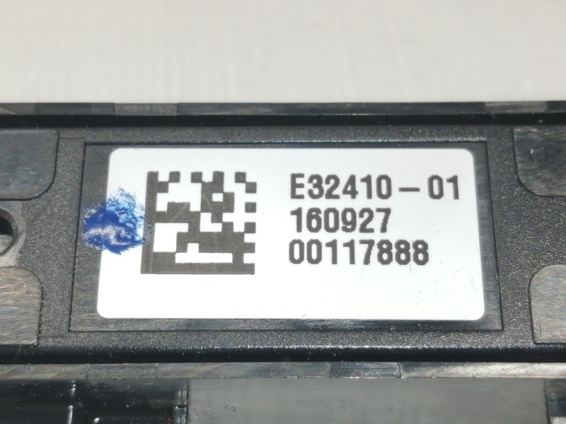 Recambio de no identificado para renault megane iv berlina 5p experience referencia OEM IAM E3241001  160927 161012 00117888