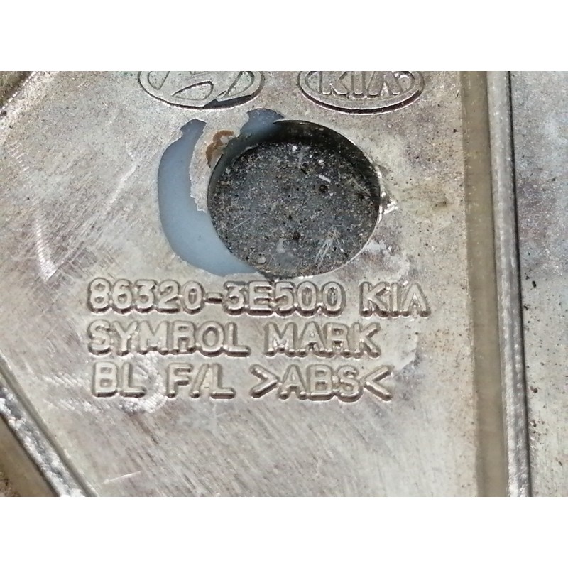 Recambio de no identificado para kia sorento concept 2wd referencia OEM IAM 863203E500  