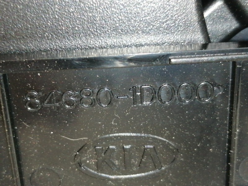 Recambio de no identificado para kia carens (un) active referencia OEM IAM 846801D000 POSAVASOS PORTAVASOS