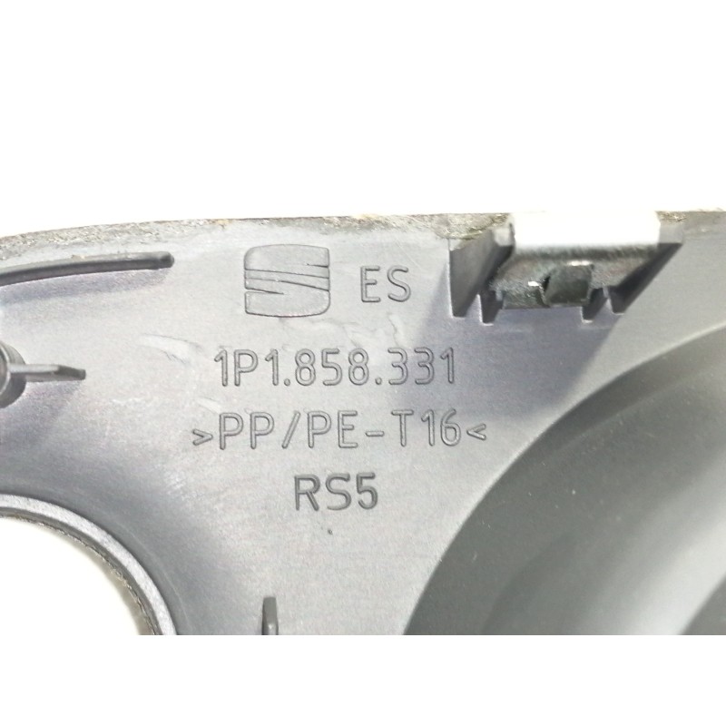 Recambio de no identificado para seat leon (1p1) reference referencia OEM IAM 1P1858331  