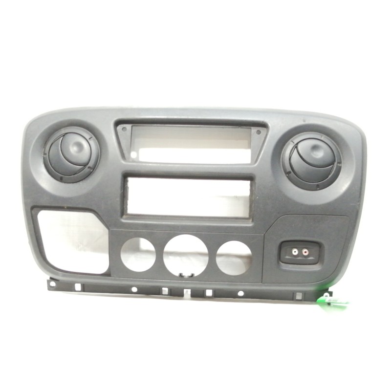 Recambio de no identificado para renault master pritsche/fgst l2h1 3,5t referencia OEM IAM 682600025R  