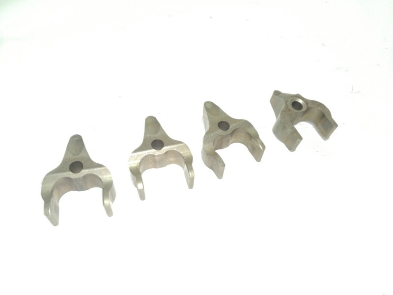 Recambio de no identificado para bmw serie 1 coupe (e82) 118d referencia OEM IAM  JUEGO BRIDAS INYECTOR 