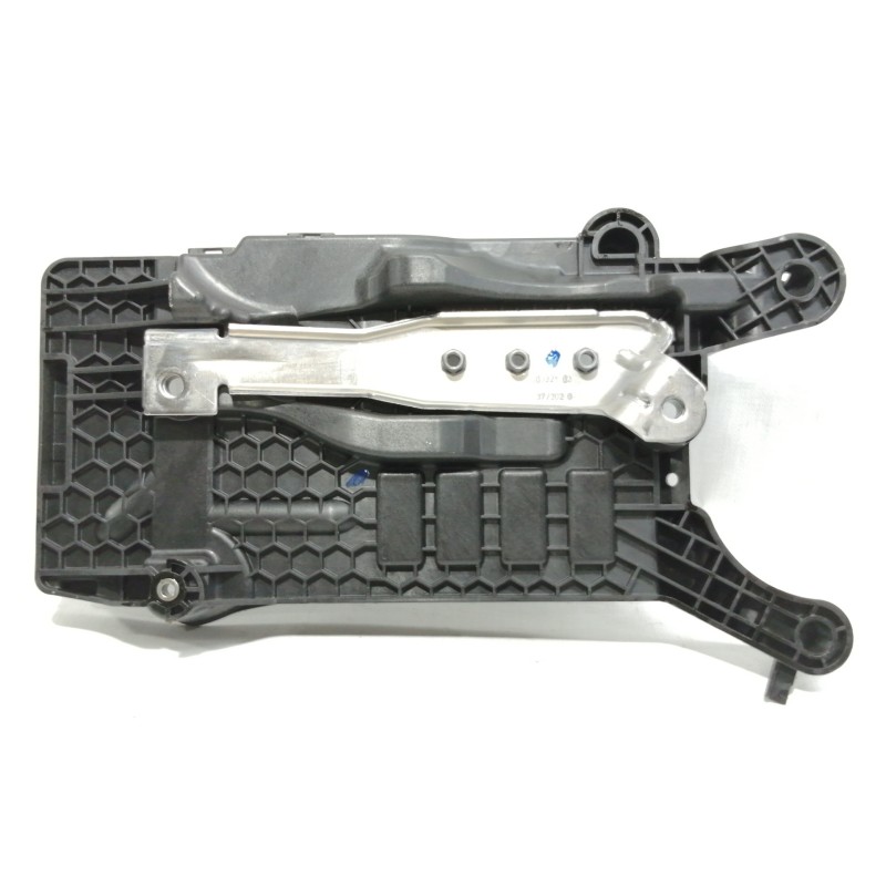 Recambio de no identificado para volkswagen polo advance referencia OEM IAM AG200915331  