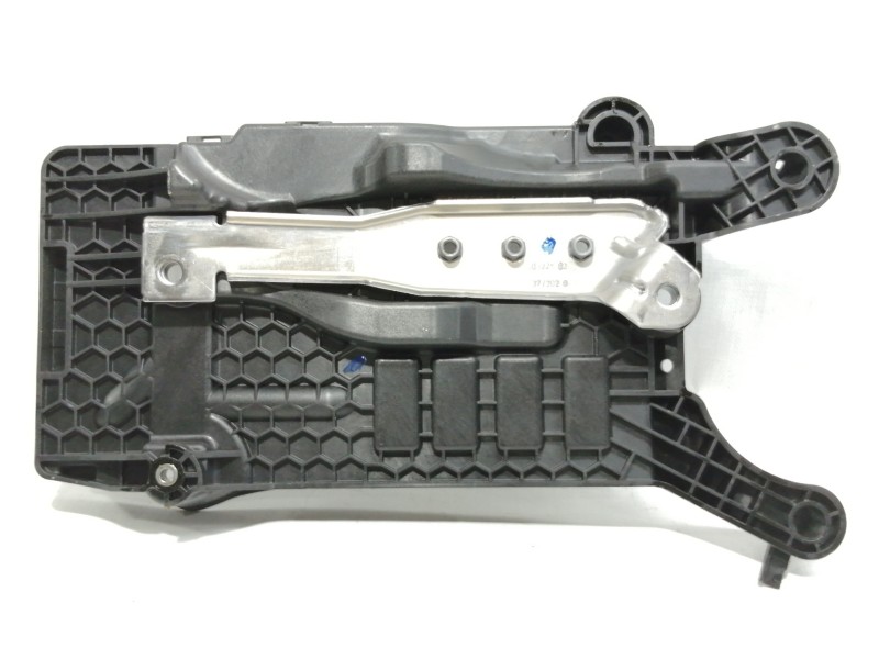 Recambio de no identificado para volkswagen polo advance referencia OEM IAM AG200915331  