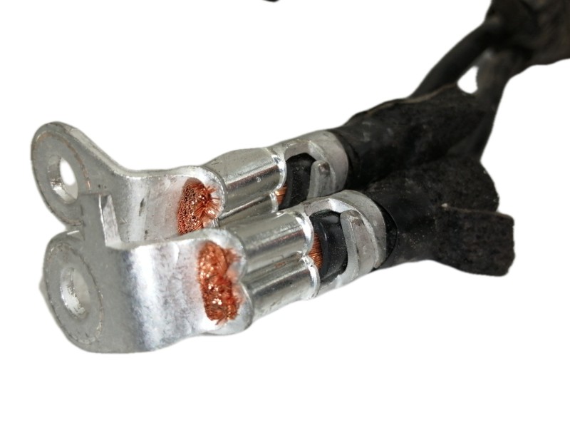 Recambio de no identificado para hyundai i20 elegant referencia OEM IAM 91850C8010  CABLE DE BATERIA