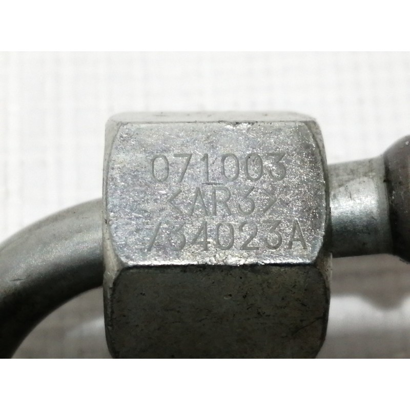 Recambio de no identificado para renault koleos dynamique pack2 referencia OEM IAM 734026B JUEGOS TUBOS INYECTOR 734023A