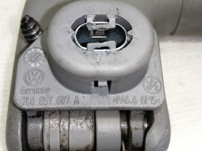 Recambio de no identificado para volkswagen touareg (7l6) v6 tdi referencia OEM IAM 7L0857607A  