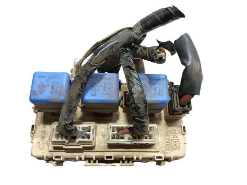 Recambio de caja reles / fusibles para nissan x-trail (t30) comfort referencia OEM IAM   A0543