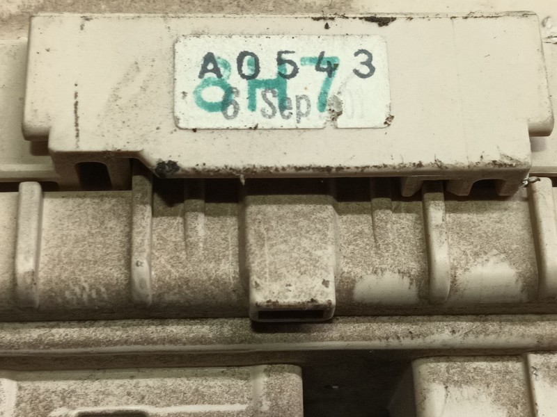 Recambio de caja reles / fusibles para nissan x-trail (t30) comfort referencia OEM IAM   A0543