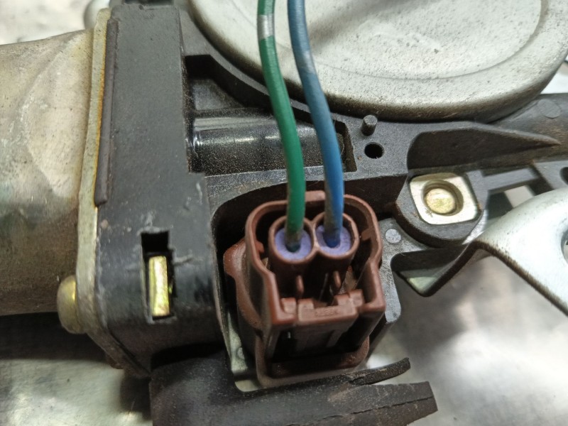 Recambio de elevalunas delantero derecho para nissan x-trail (t30) comfort referencia OEM IAM  8073089912 