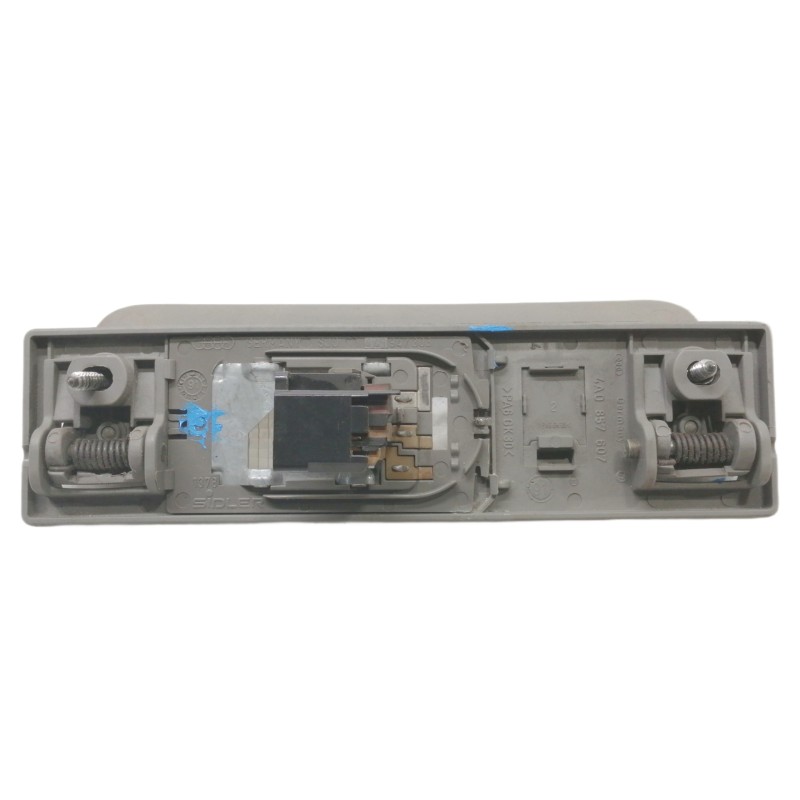 Recambio de no identificado para audi 100 berlina (c4) quattro referencia OEM IAM 4A0857607 ASIDERO TRASERO DERECHO 441947303