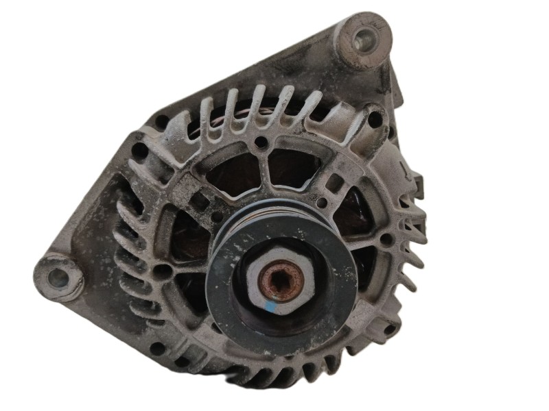 Recambio de alternador para bmw serie 5 berlina (e39) 525tds referencia OEM IAM 2246573 2549087 A13VI150