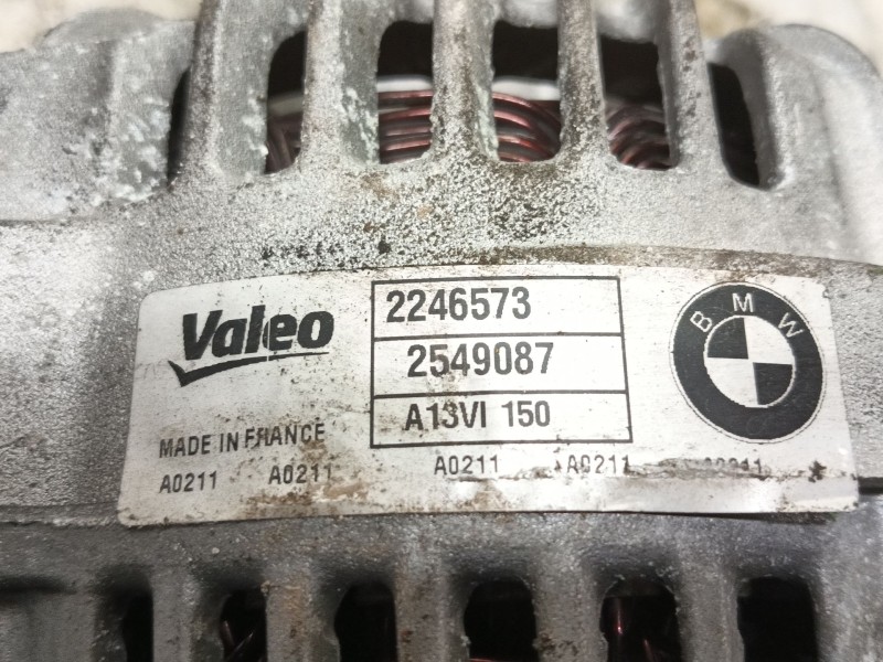 Recambio de alternador para bmw serie 5 berlina (e39) 525tds referencia OEM IAM 2246573 2549087 A13VI150