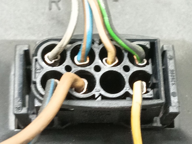 Recambio de piloto trasero derecho para bmw serie 5 berlina (e39) 525tds referencia OEM IAM 2VP00724002 6358032 