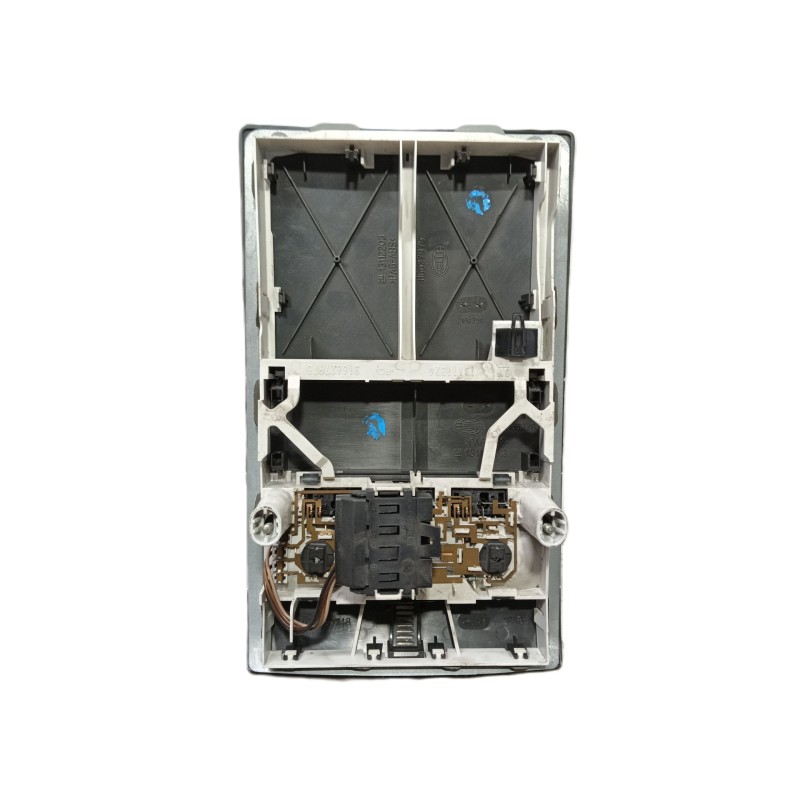 Recambio de luz interior para opel astra gtc cosmo referencia OEM IAM 13111872 316627975 13112203