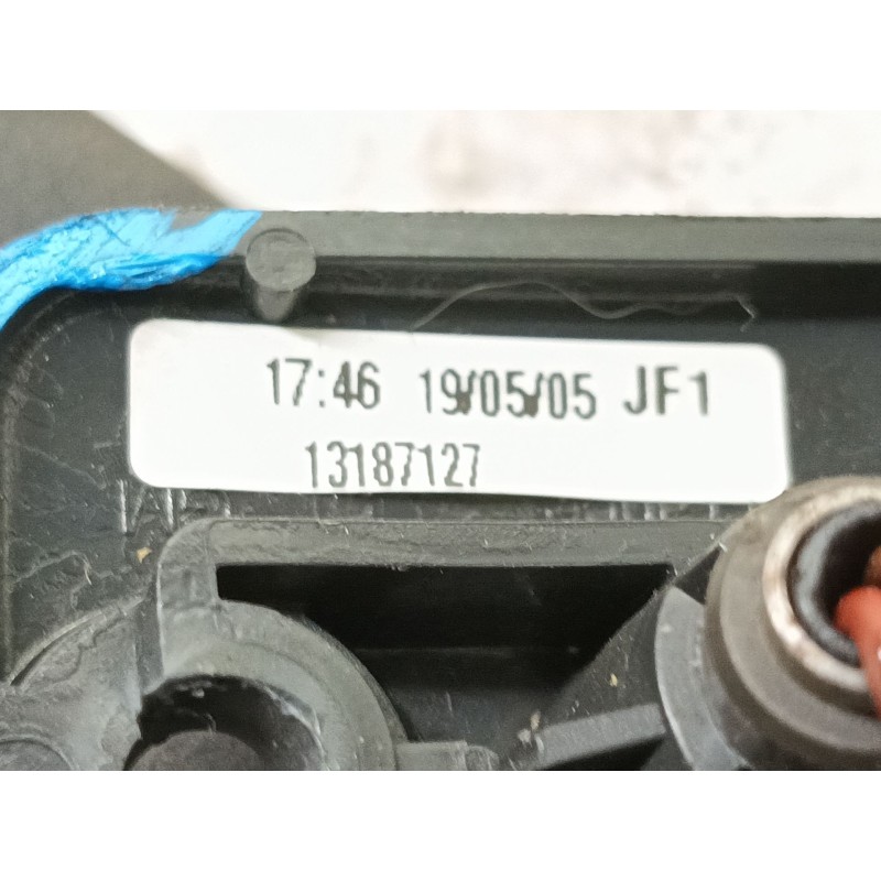 Recambio de parasol derecho para opel astra gtc cosmo referencia OEM IAM 13187127  