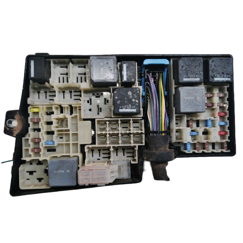 Recambio de caja reles / fusibles para ford kuga (cbs) 1.5 tdci cat referencia OEM IAM GV4T14K733XLA  